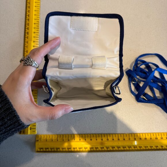 VINTAGE SONY CASSETTE HOLDER SILVER BLUE - Picture 3 of 7